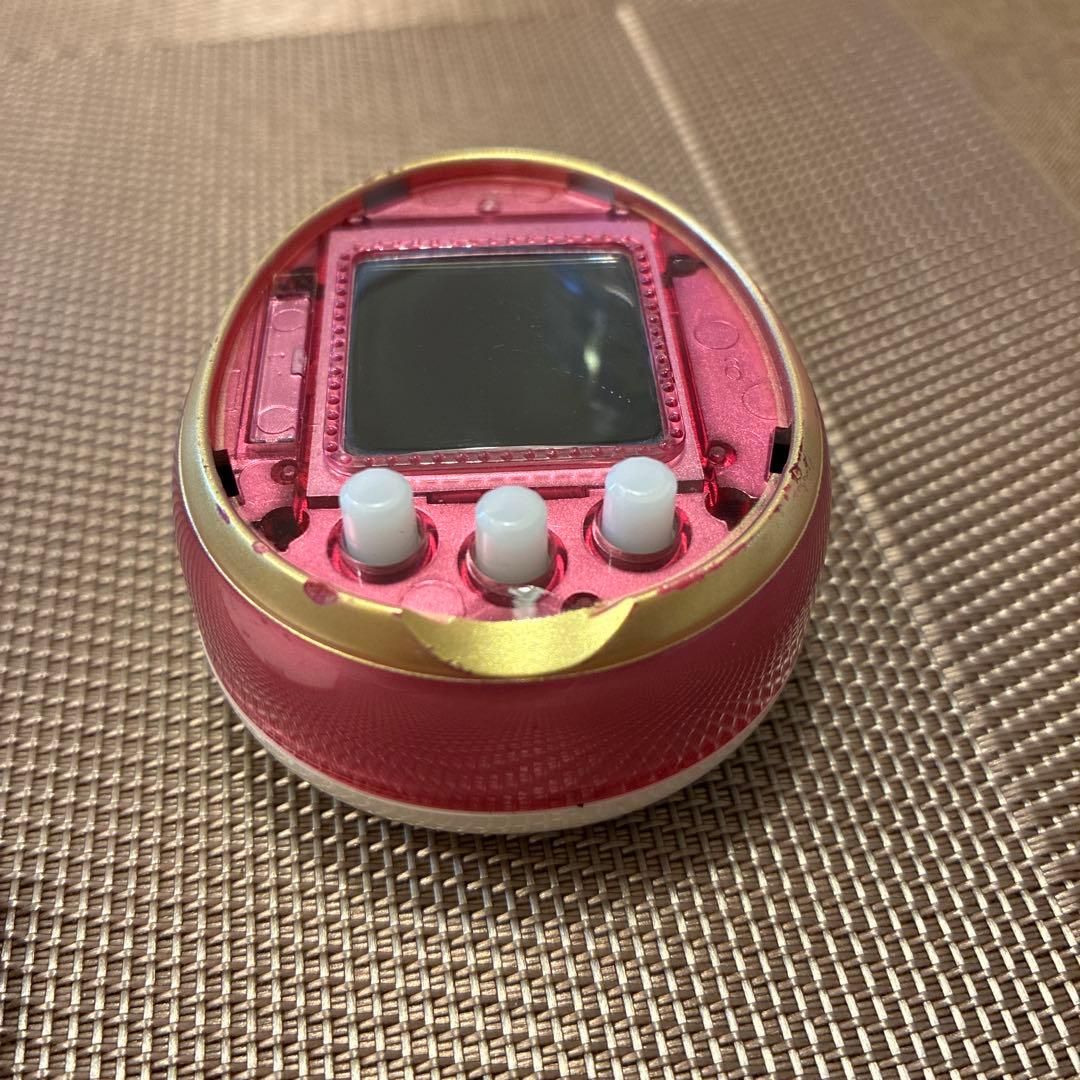 【動作確認済み】たまごっち4U ピンク ストラップ＆カバー＆4Uカード2枚付き