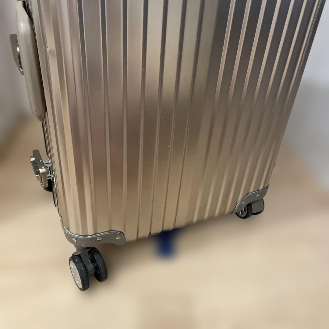 occa プレミアム 高級アルミスーツケース キャリーケース シルバー