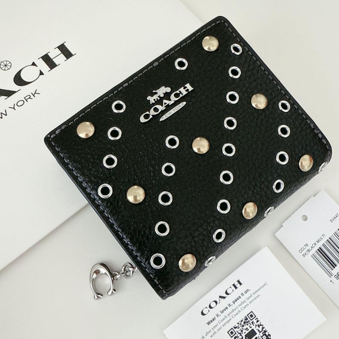 COACH コーチ 折り財布　ブラック　スタッズ　黒色