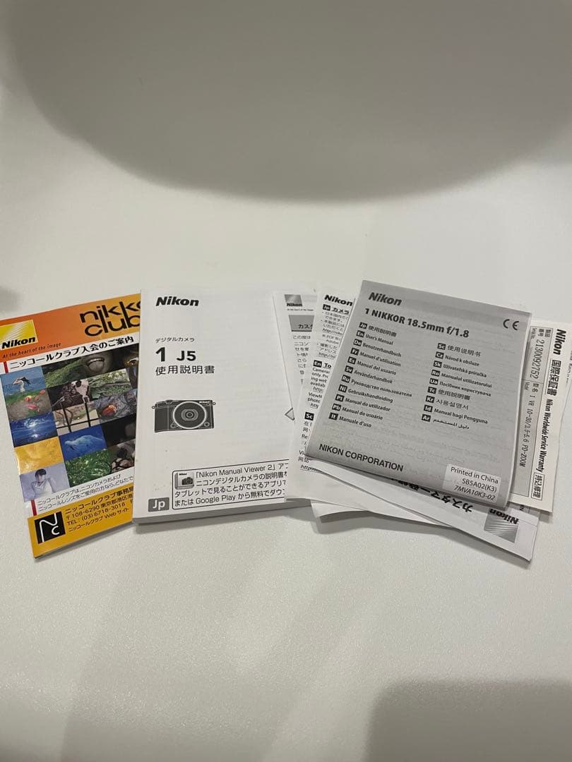 最終限定値下げ　Nikon 1 J5 ミラーレスカメラ シルバー