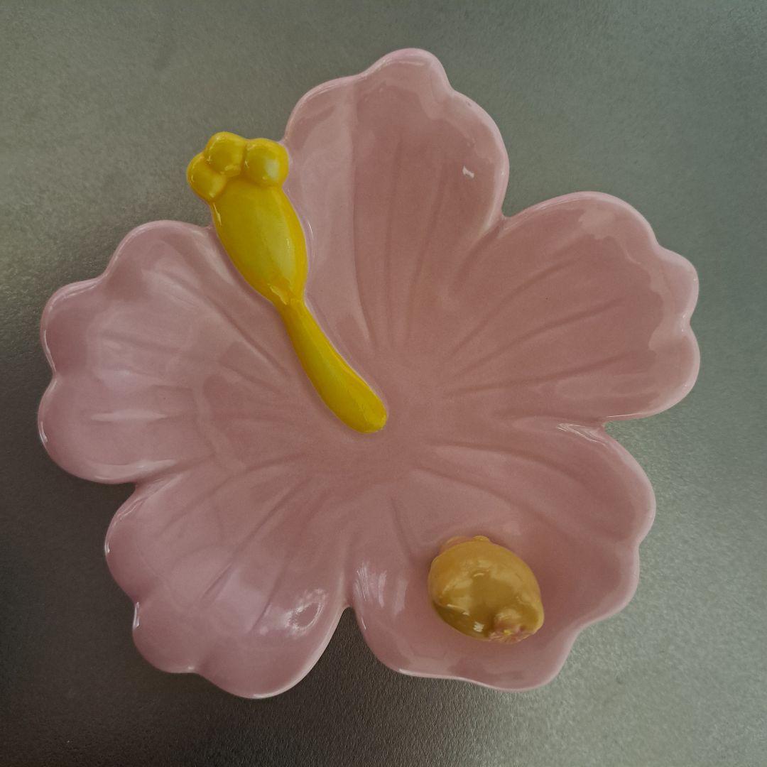 ハイビスカス　キティ　トレイ　日焼けキティ　平成レトロ