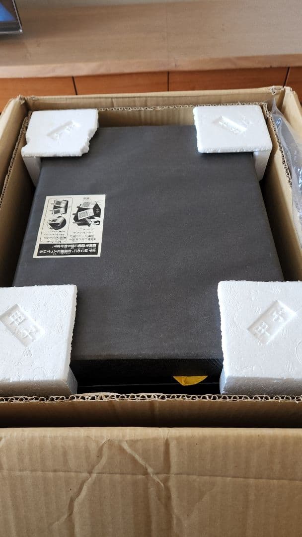 鈴甲子雄山の10号鎧、ジャンク扱いで出品。鍬形は24金張り。特別値引き