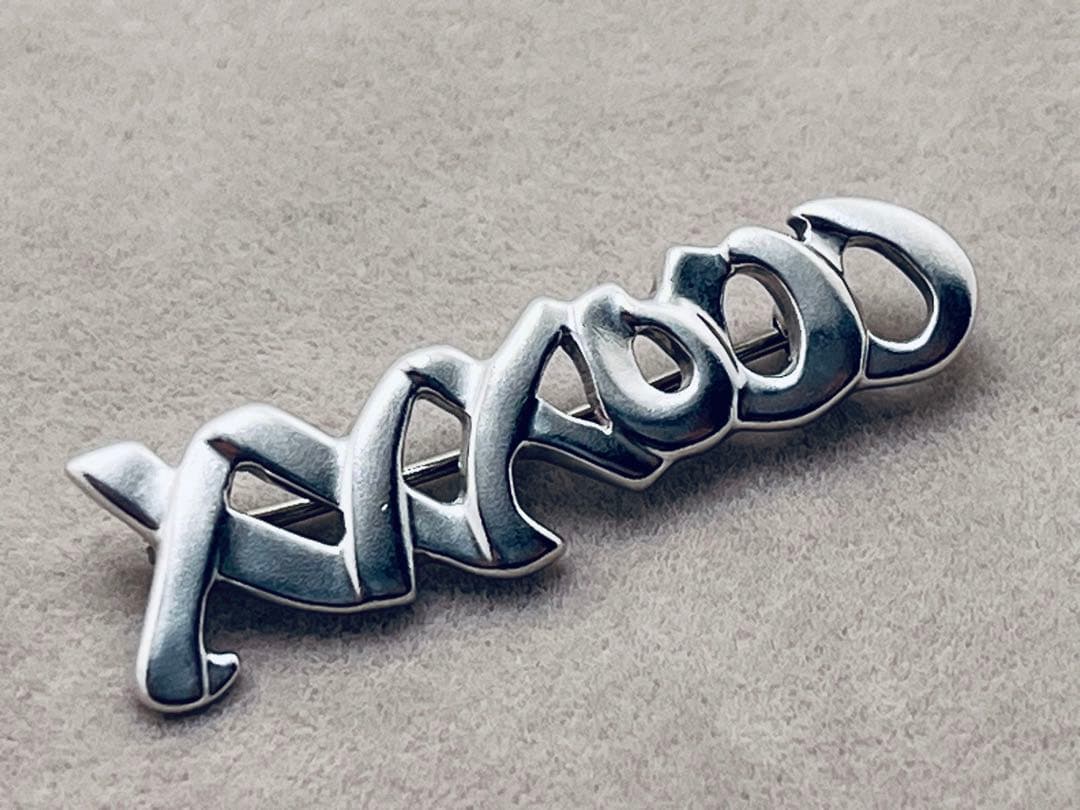 c229 ティファニー　パロマ・ピカソ　ラブ&キス　ブローチ　シルバー　925