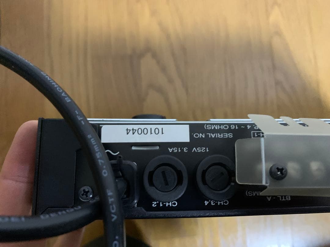 ２　動作品　Bose Professional　パワーアンプ　1200VI