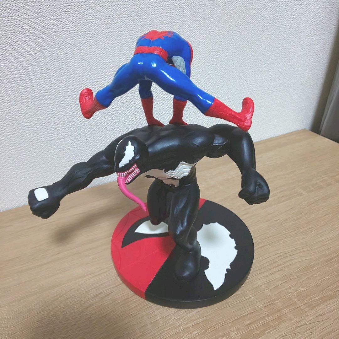 スパイダーマン スタチュー