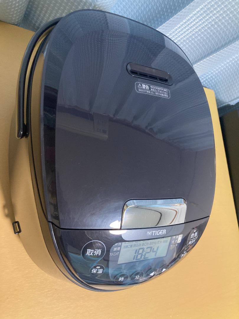 2023年製 TIGER JPW-18E3 IH炊飯ジャー1.8L 10合炊き
