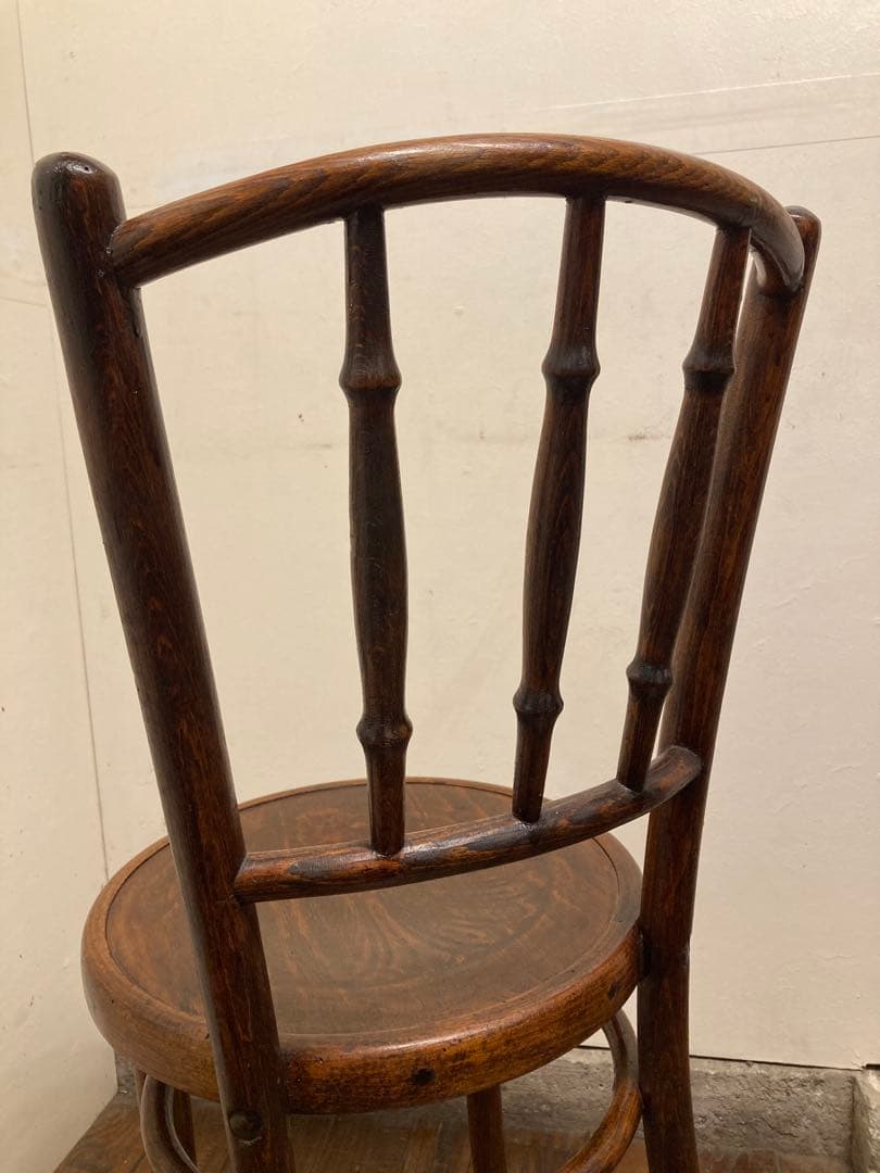 アンティーク 希少 Mundus社 曲木カフェチェア エンボス座面 ベントウッド