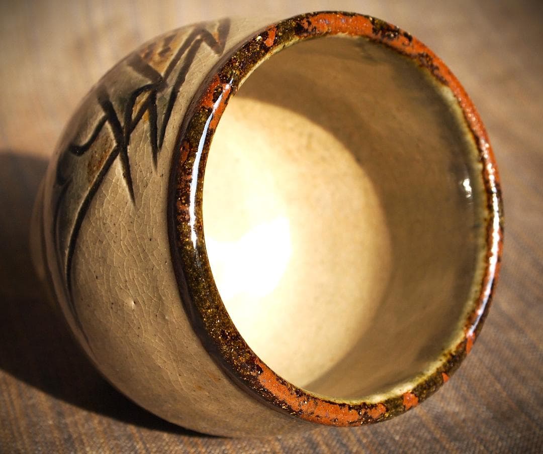 希少作★金城次郎【人間国宝】★壺屋焼き魚紋湯のみＢ★共箱・栞