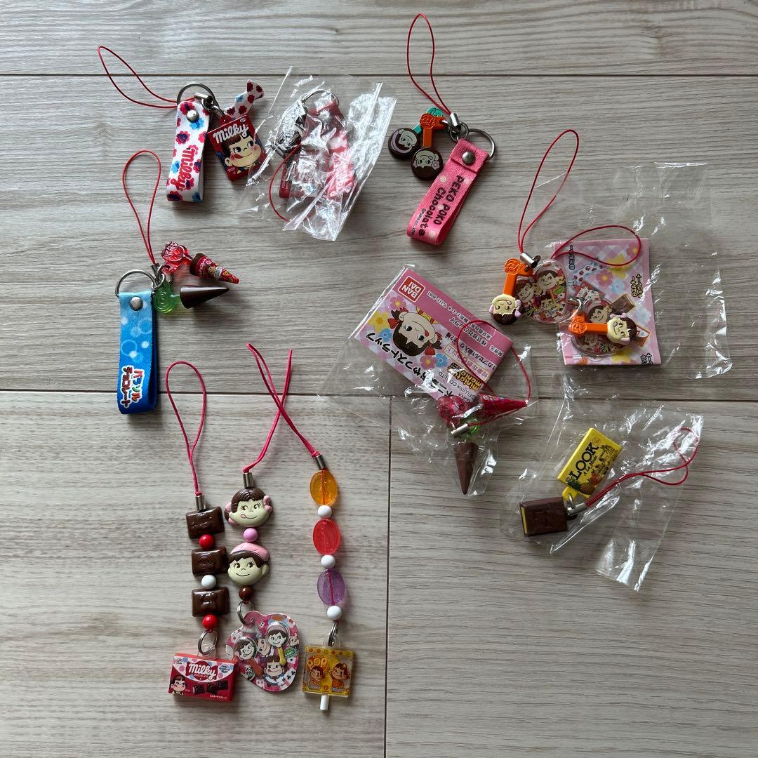 平成当時物　不二家おやつストラップ　10点　まとめ売り