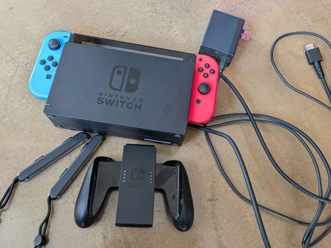 画面不具合ありNintendo Switch 本体 ドック付き