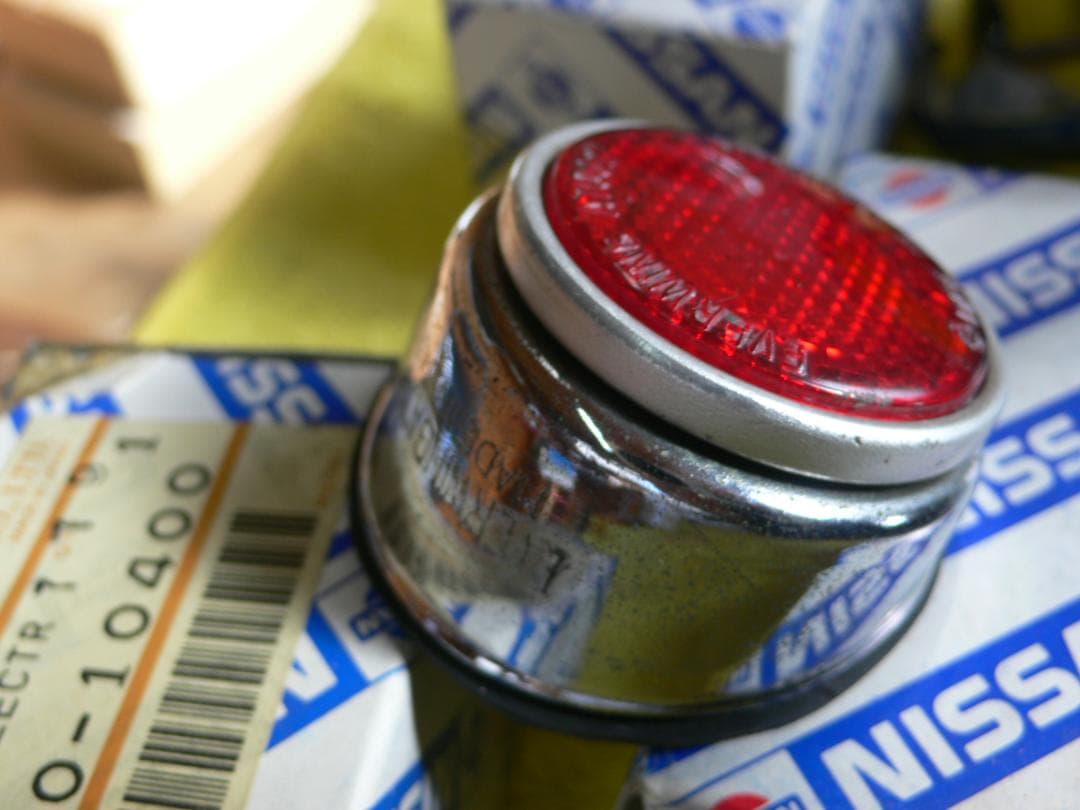 フェアレディ―SR311　 ウィンカー・リフレクターセット　（中古品）