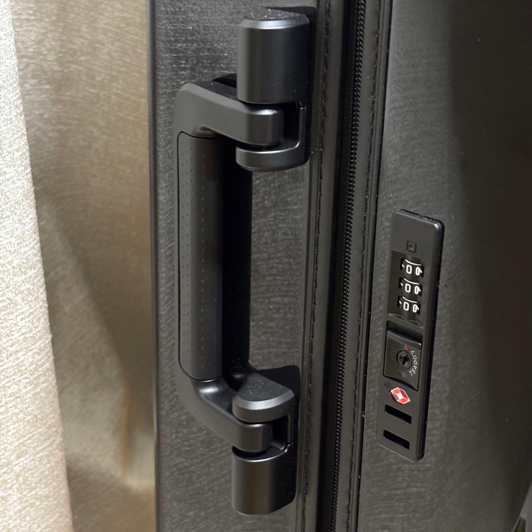 ゼロハリバートン キャリーケース 63L ポリカーボネイト クラシック Mサイズ