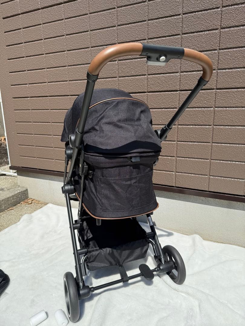 ①【美品】コンビ コムペット ルルテイル キャリー マウナロアブラック カート