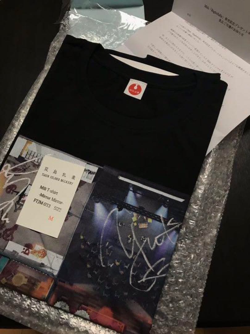 Mili サイン Tシャツ