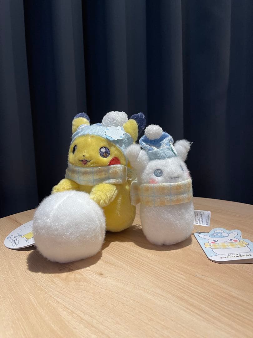 【新品】ぬいぐるみ ピカチュウとゆきあそび、ピカチュウゆきだるまセット
