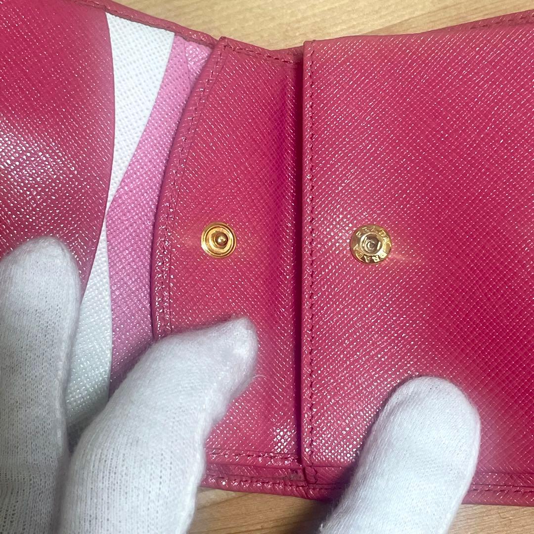 【美品】PRADA プラダ　二つ折り　サフィアーノ　ピンク　バイカラー