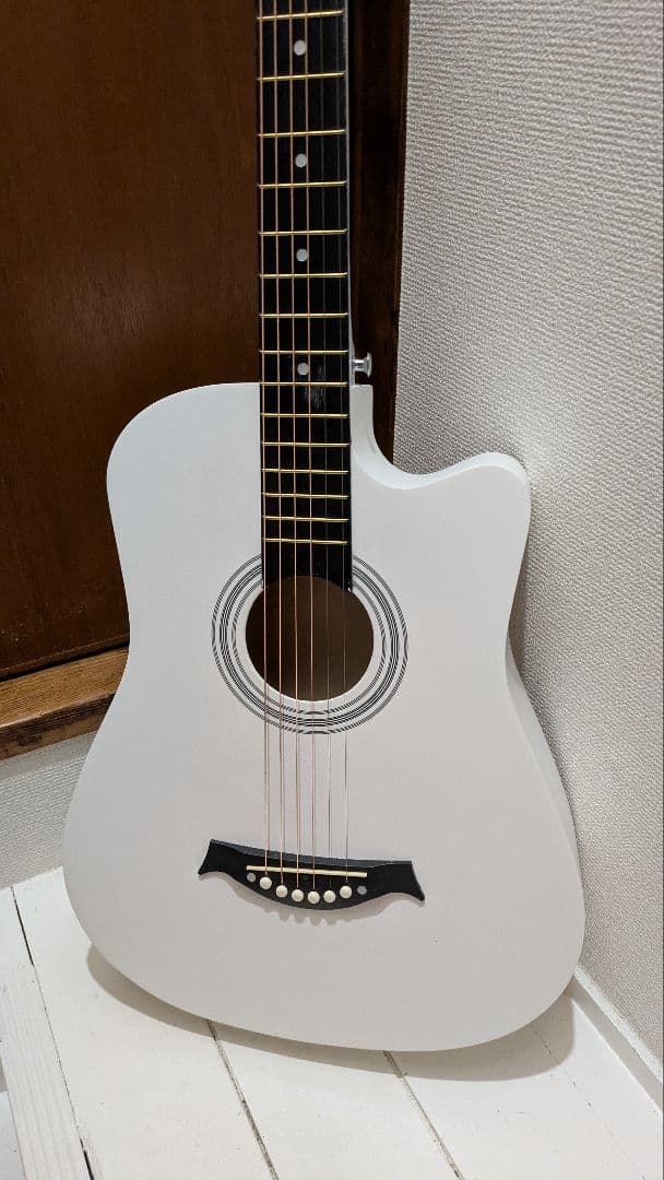 ホワイト アコースティックギター 【未使用品】