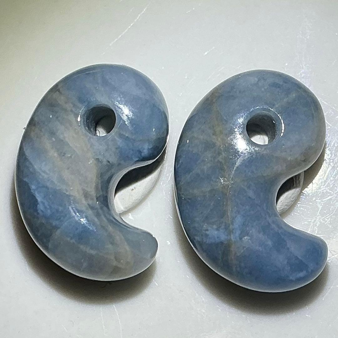 【専用】コン沢翡翠　ミニ勾玉2個