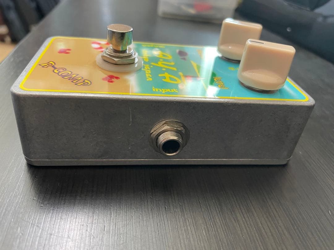 A.Y.A. R-COMP ギターエフェクター