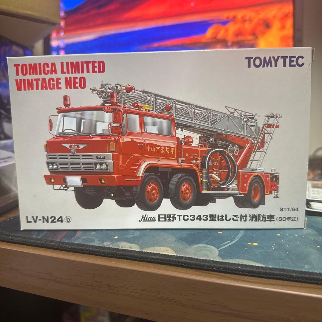 ミニカー TOMICA LIMITED VINTAGE NEO HINO TC343