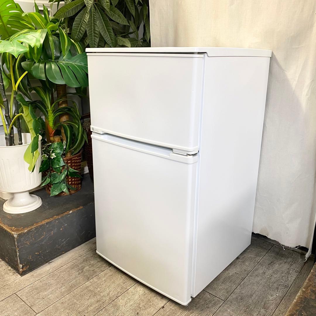 一人暮らしやワンルーム、オフィスに！2ドア冷凍冷蔵庫90L