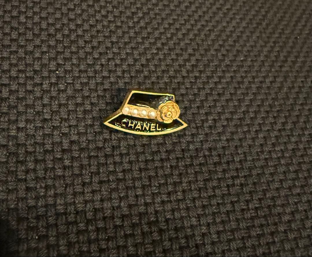 CHANEL ブローチセット（帽子・ハイヒール・ジャケット）