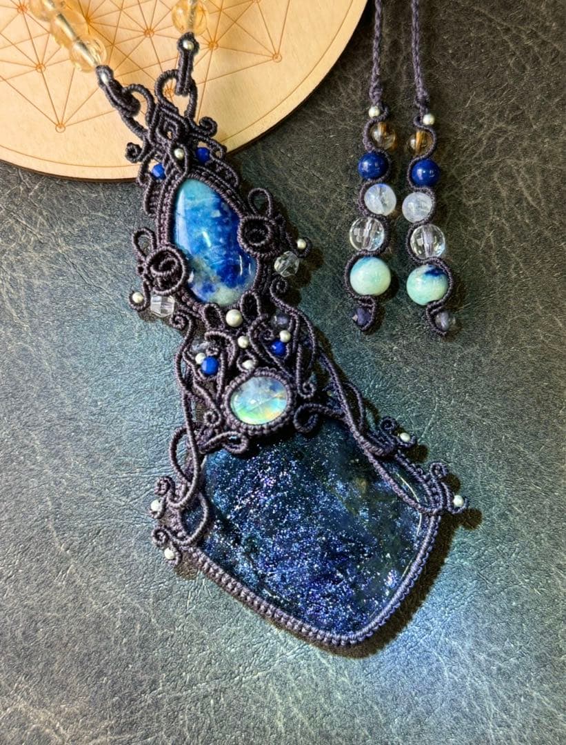 専用☆アイオライトサンストーン＆アフガナイト＆ムーンストーンのマクラメネックレス