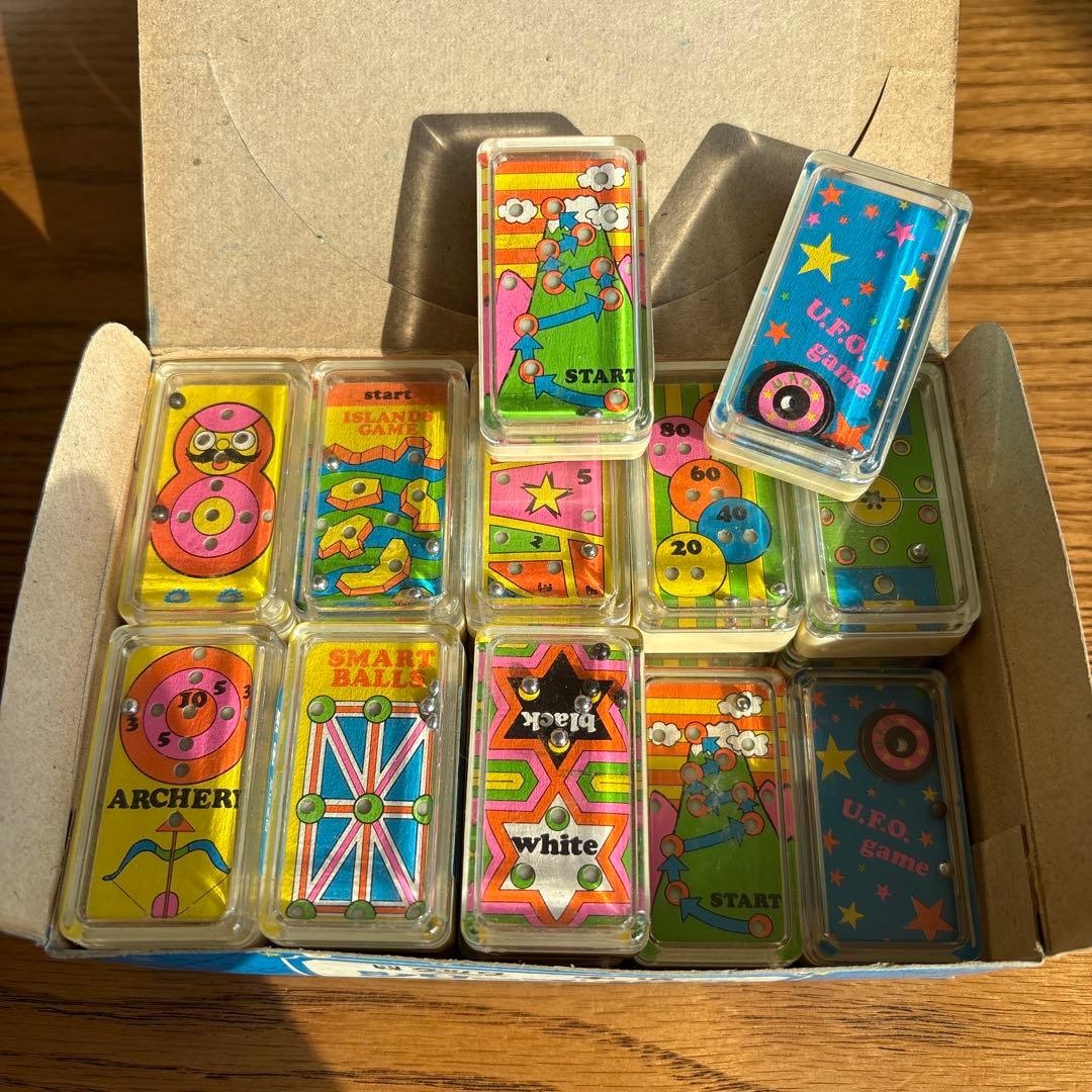 ピンボール風　消しゴム　箱入り！20個入り