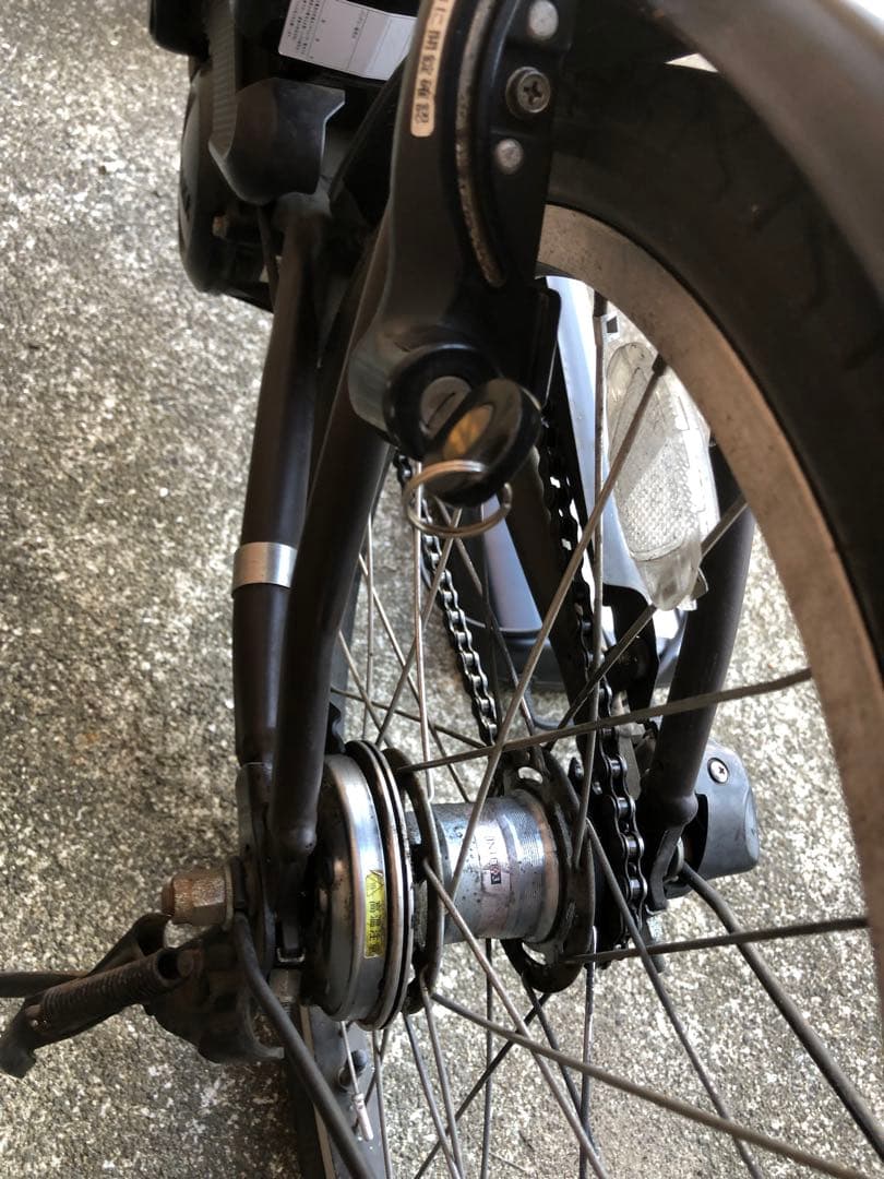 地域限定　BRIDGESTONE ASSISTA UNI 20インチ　ユニ