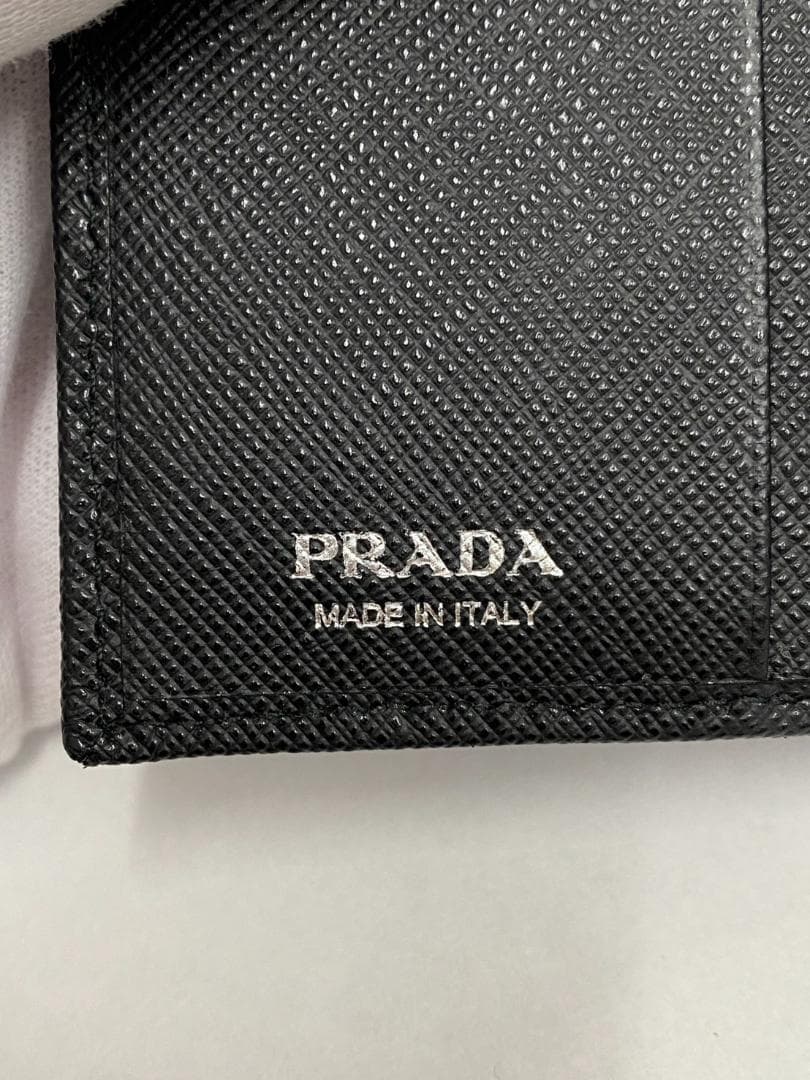 【美品】PRADA プラダ サフィアーノ レザー 財布