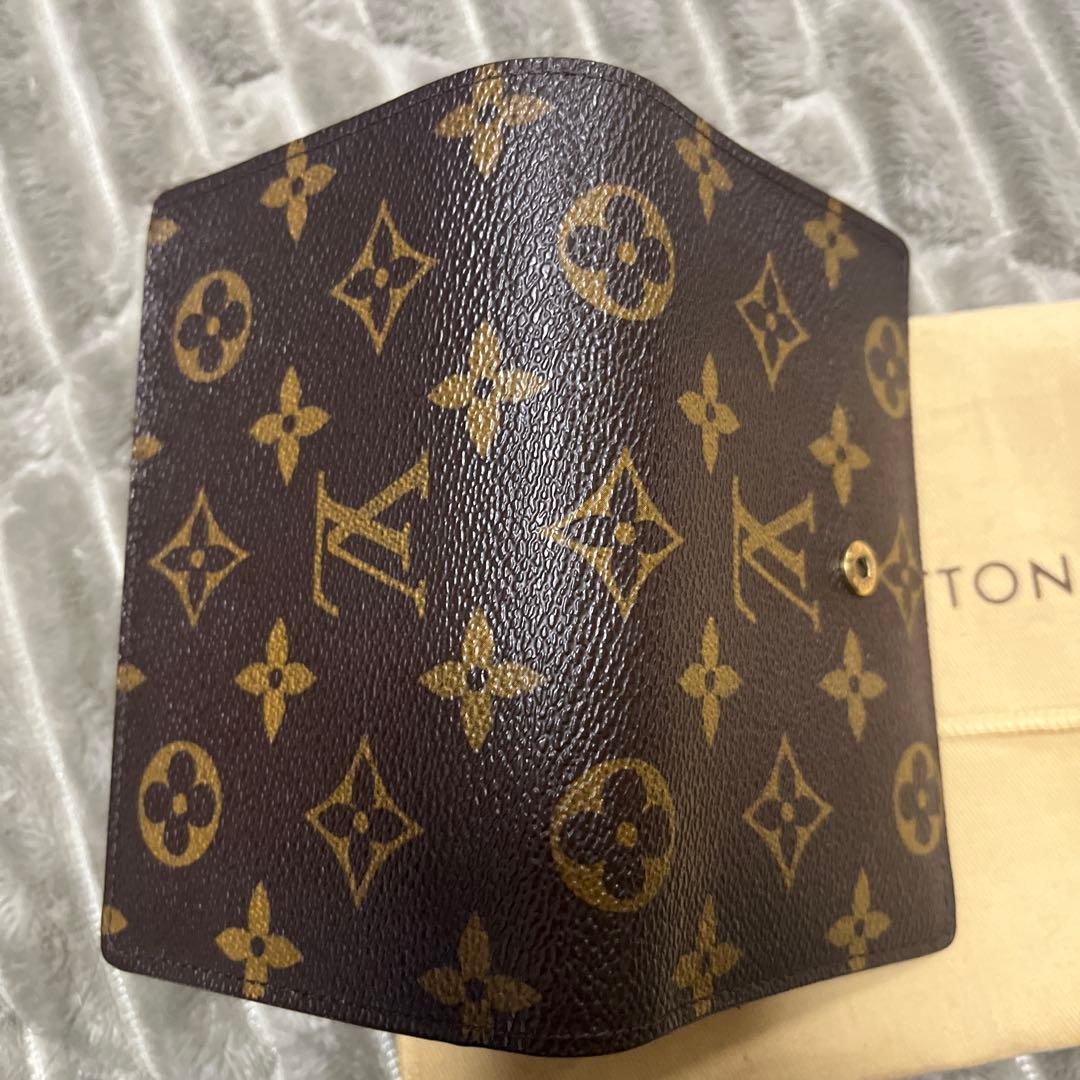 LOUIS VUITTON 二つ折り財布 ブラウン
