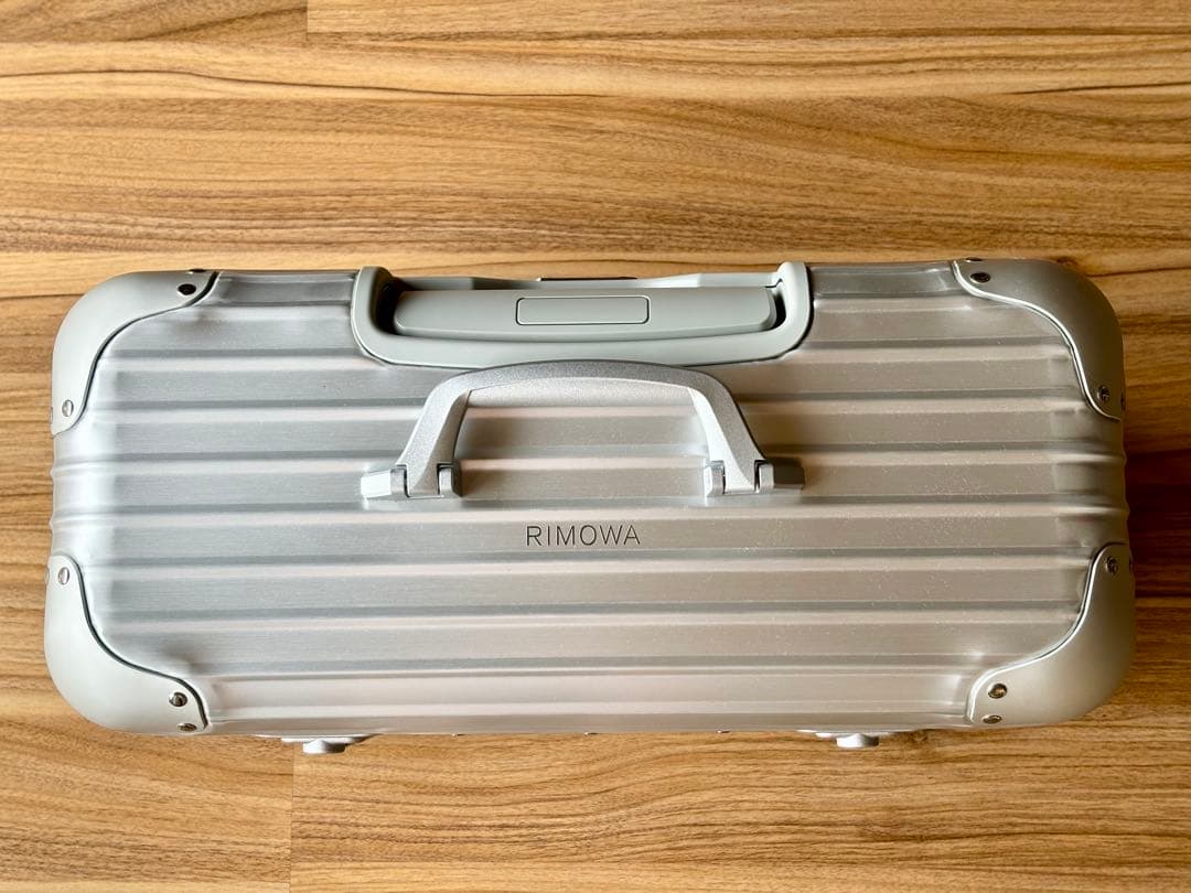 ⭐️ ほぼ新品！Rimowa４輪 パイロット ⭐️ 価格相談 OK！⭐️