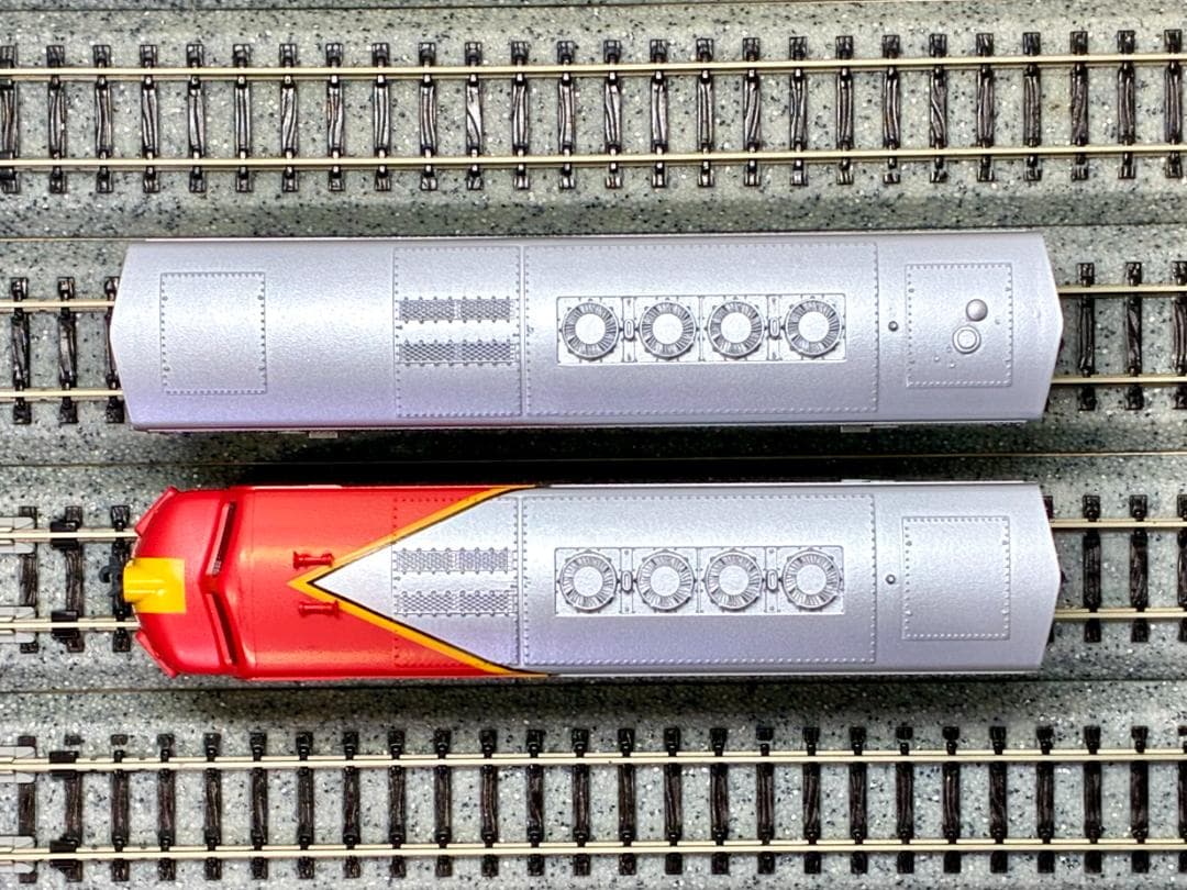 F3 デュアルヘッドライト仕様　客貨両用ディーゼル機関車　2両セット