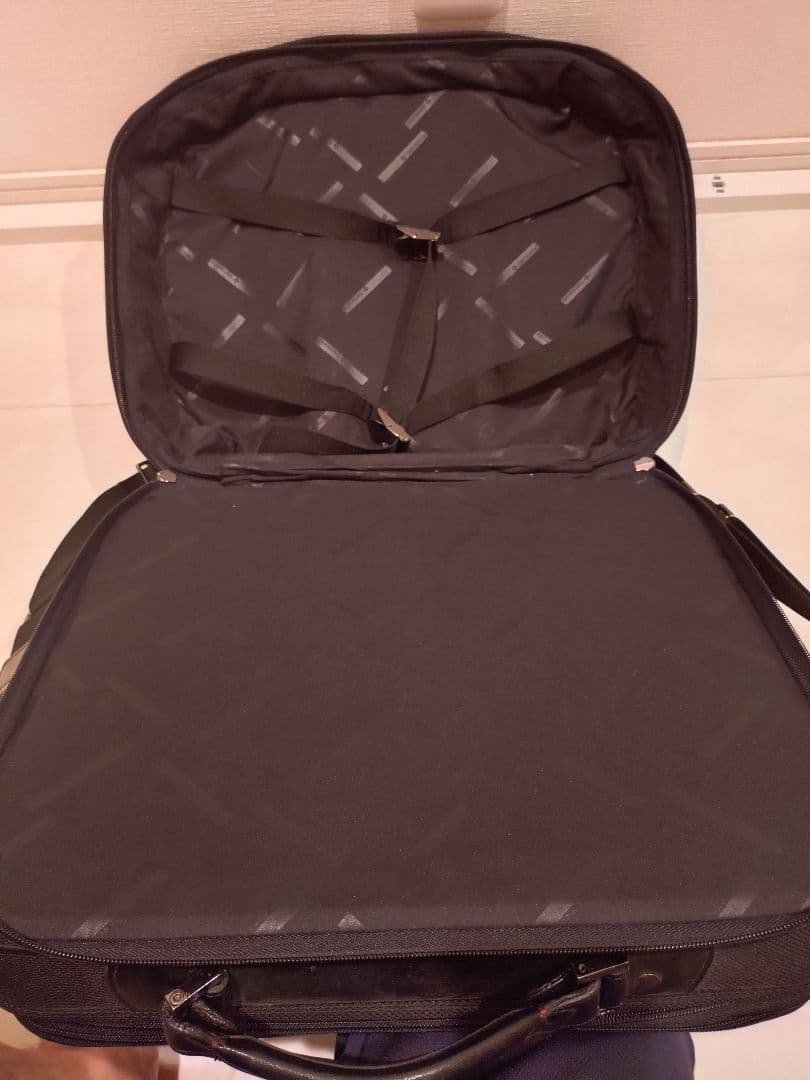 美品 人気 Samsonite 黒キャリーケース ビジネスバッグ ブリーフケース