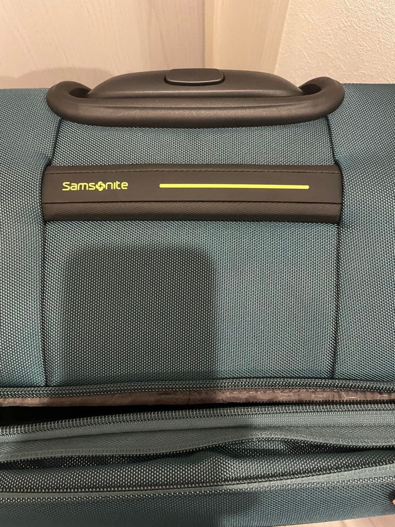 新品未使用Samsonite スーツケース ストラリウム ダークグリーン　Lサイ