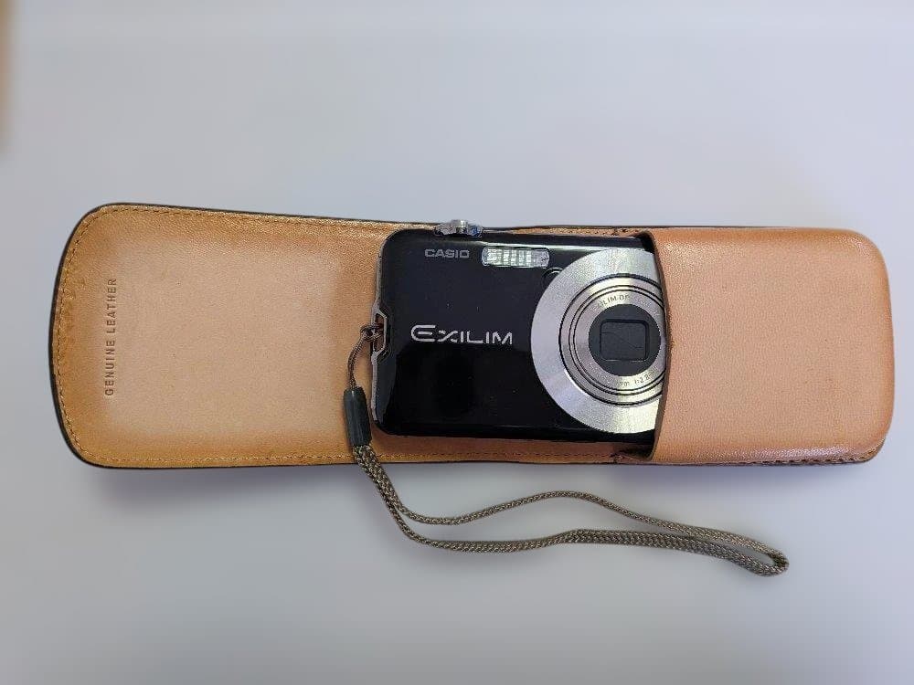 CASIO EXILIM 薄型コンパクトデジタルカメラ