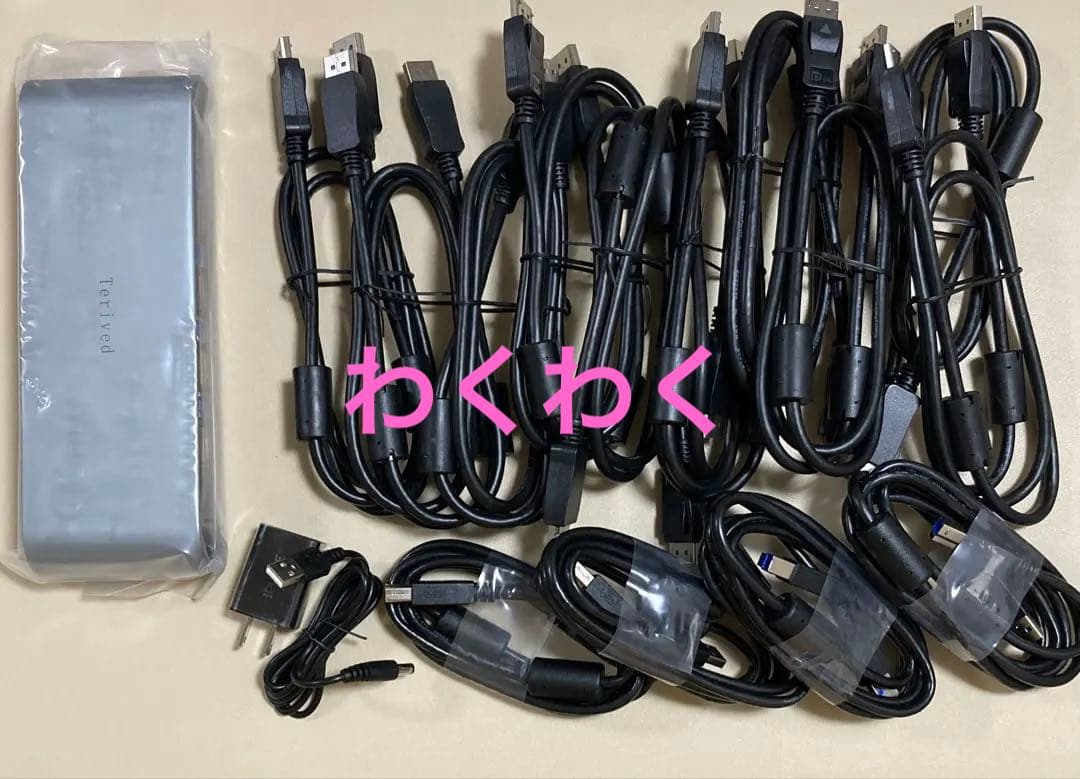 コンピューター4台、モニター2台、USB 3.0、HDMI KVMスイッチ