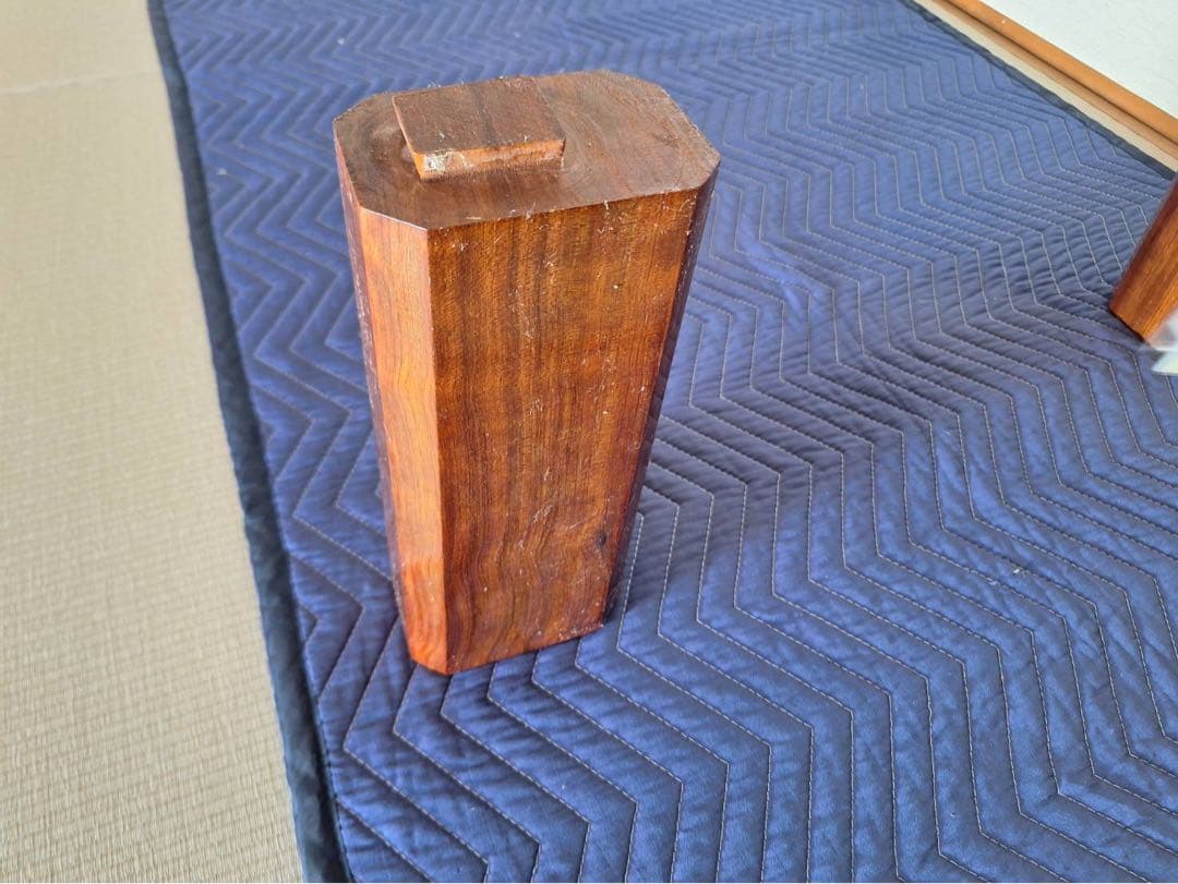 花梨材座卓(カリン)