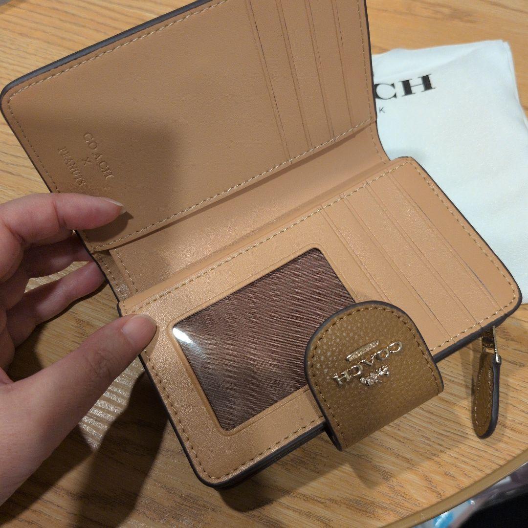 【新品】COACH コーチ　スヌーピー　二つ折り財布