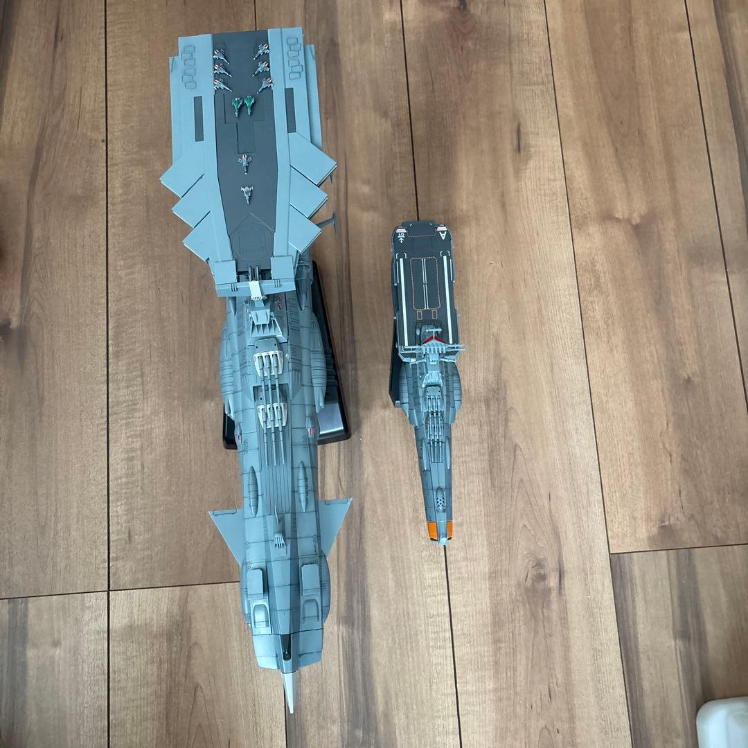 宇宙戦艦ヤマト1000分の1プラモデルアスカ級補給母艦完成品