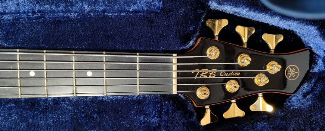ベース　YAMAHA TRB-Custom