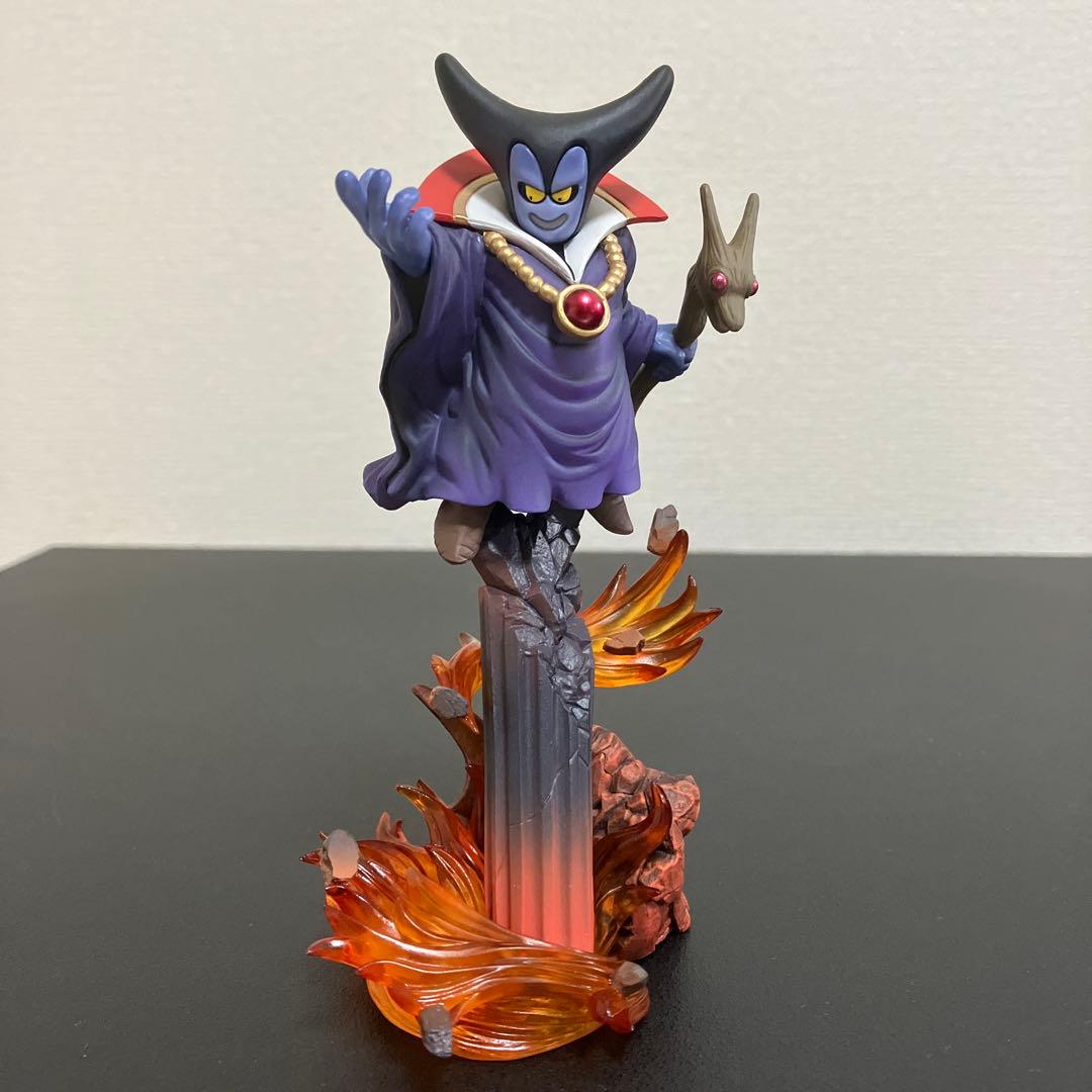 ドラゴンクエスト　モンスターヴィネットフィギュア　竜王　アクリルクリップ