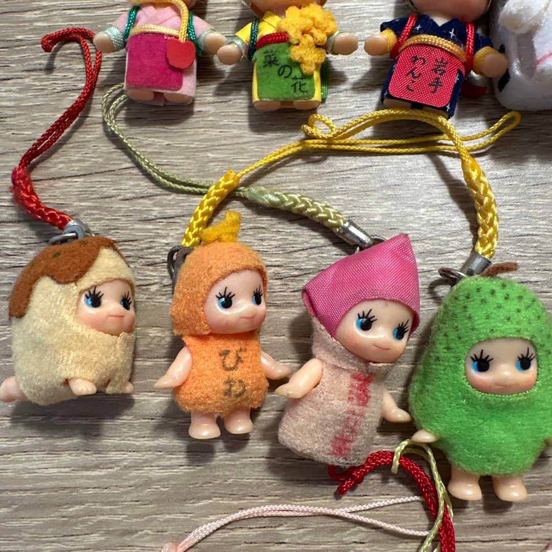 地域限定　キューピーストラップ33個セット