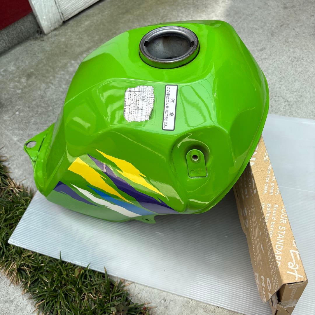 【最終価格】Kawasaki KSR純正タンク