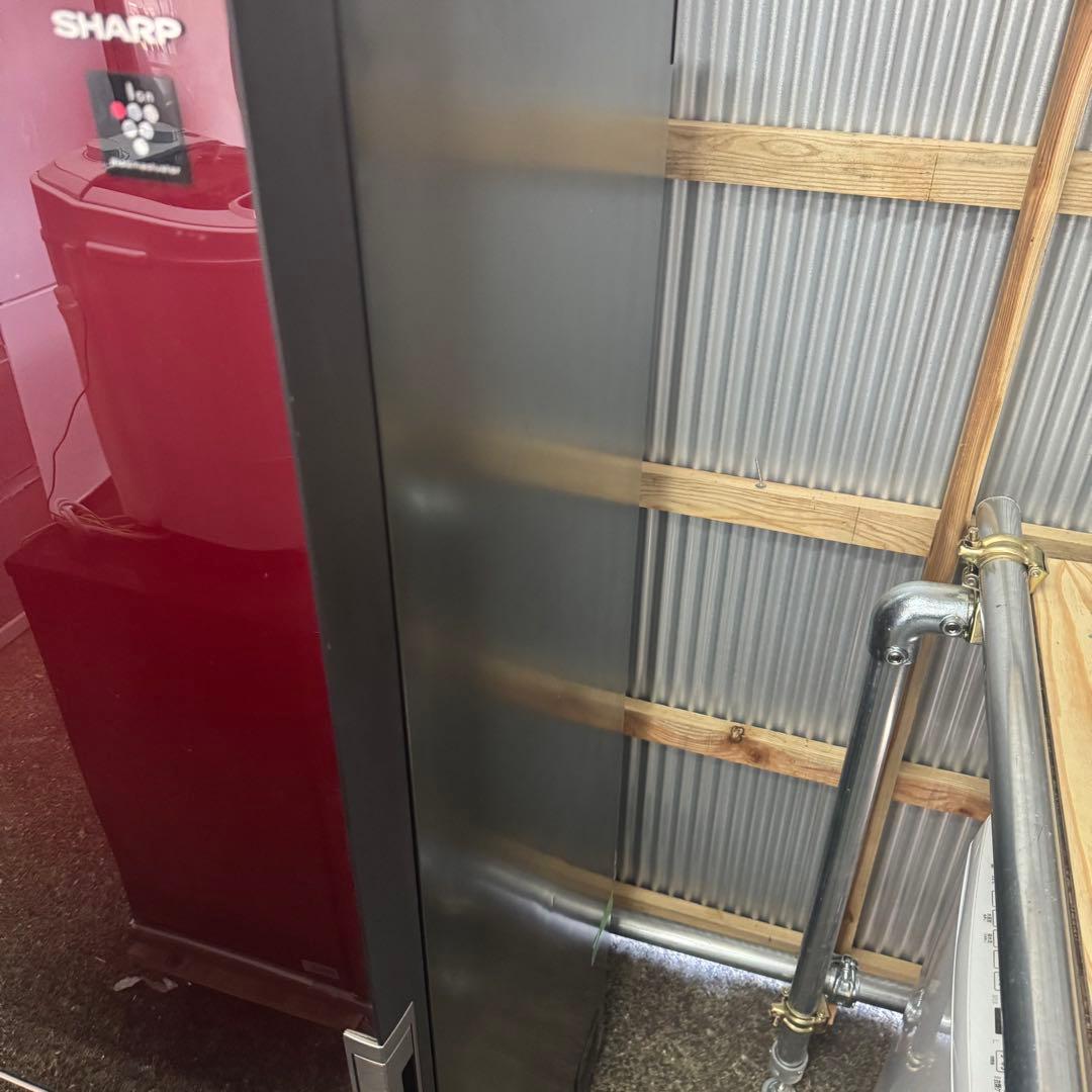 雷216 SHARP　大型冷蔵庫 自動製氷機能付き415L SJ-GT42C-R