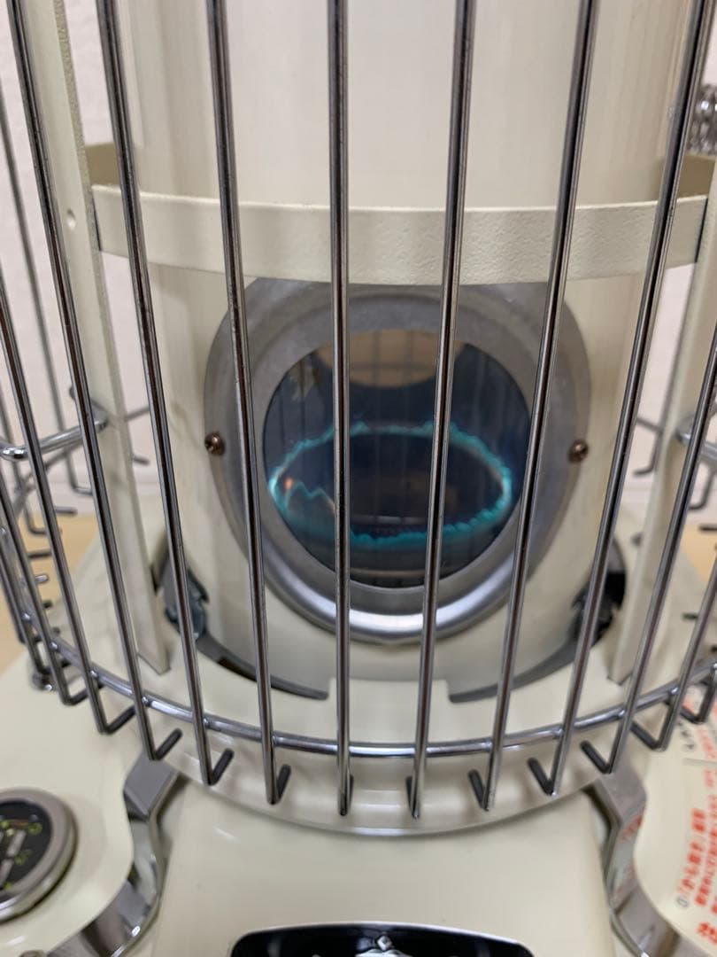 アラジン ブルーフレームヒーター クリーム色 石油ストーブ BF3911