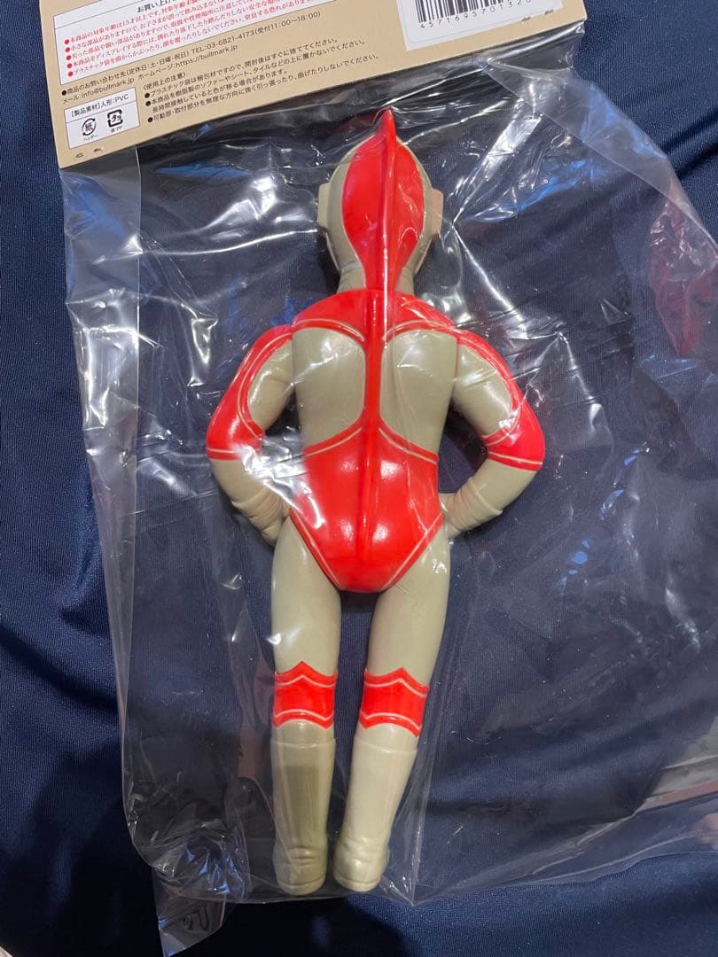 墓場の画廊 ブルマァク S帰ってきたウルトラマン レトロカラー ツブコン 円谷