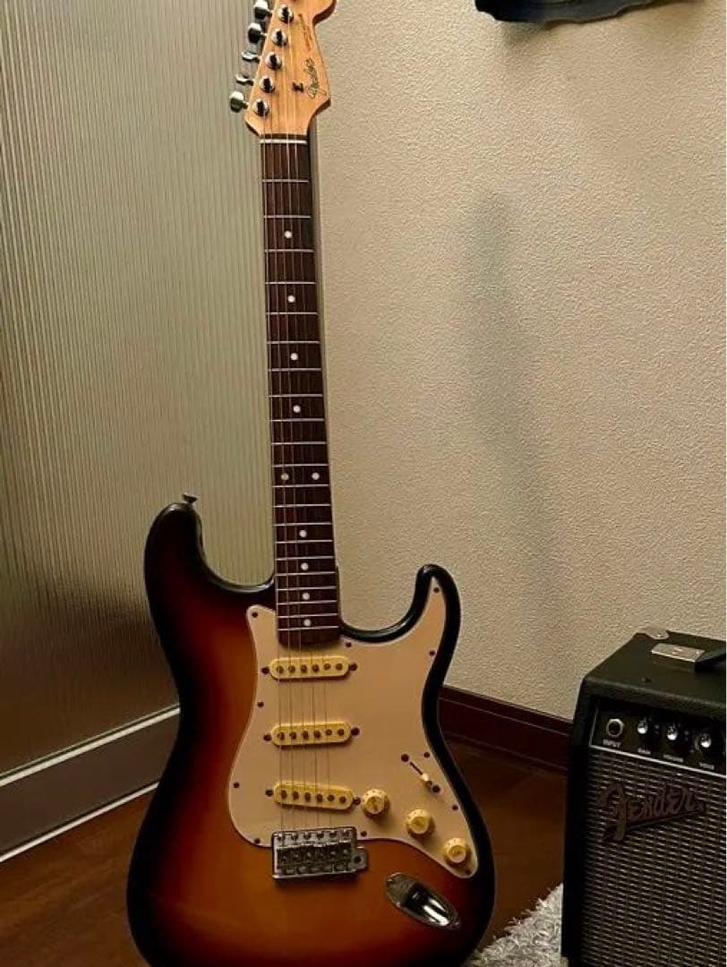 Fender japan フジゲン　ST-40J サンバースト ギター