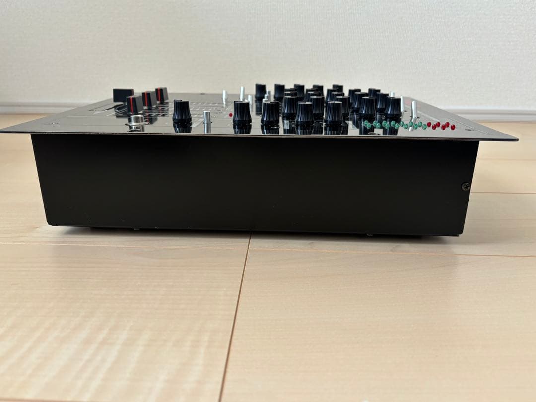 Vestax PMC-170A DJミキサー (未確認のためジャンク扱い)