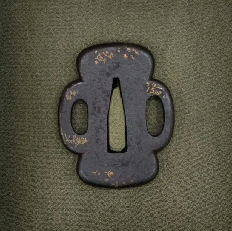 短刀鍔　分銅形　鍔　鐔　象嵌　木瓜　刀装具　時代　日本刀　居合　 アンティーク